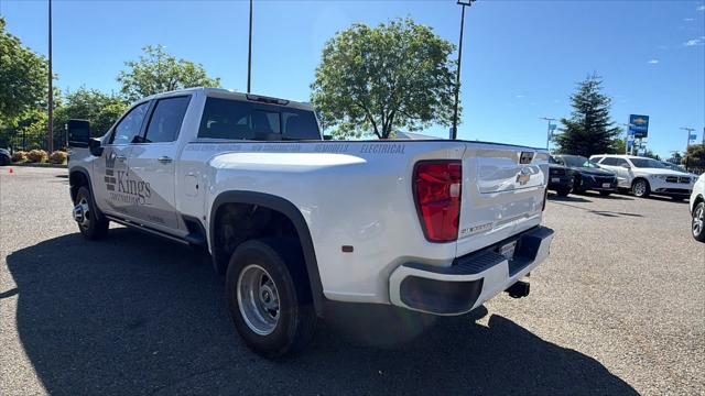 2022 Chevrolet Silverado 3500HD 4WD Crew Cab Long Bed High Country