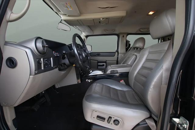 2004 HUMMER H2 Base