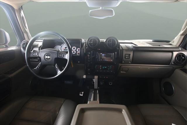 2004 HUMMER H2 Base