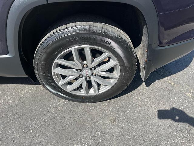 2017 GMC Acadia SLE-2