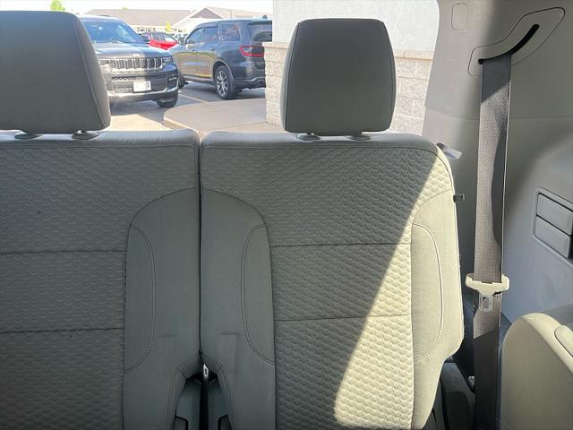 2017 GMC Acadia SLE-2