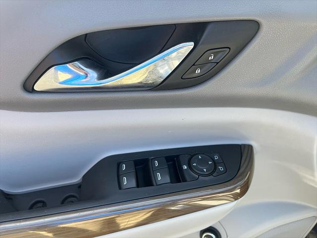 2017 GMC Acadia SLE-2