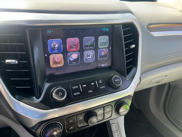 2017 GMC Acadia SLE-2