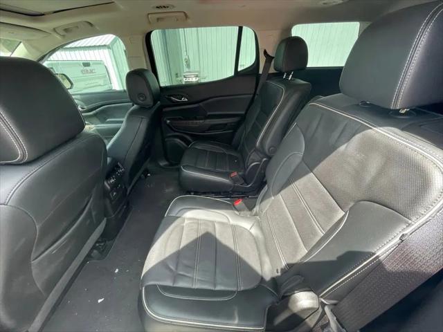 2023 GMC Acadia AWD Denali
