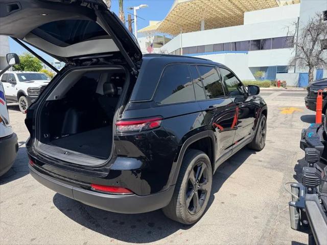 2023 Jeep Grand Cherokee Limited 4x4