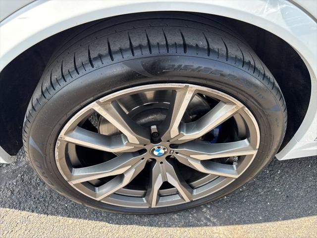 2020 BMW X7 M50i