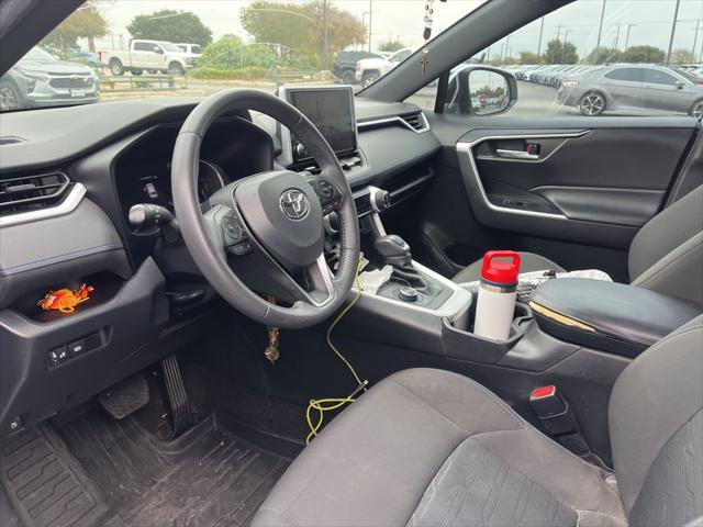 2023 Toyota RAV4 Hybrid SE