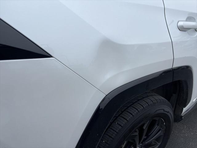 2023 Toyota RAV4 Hybrid SE