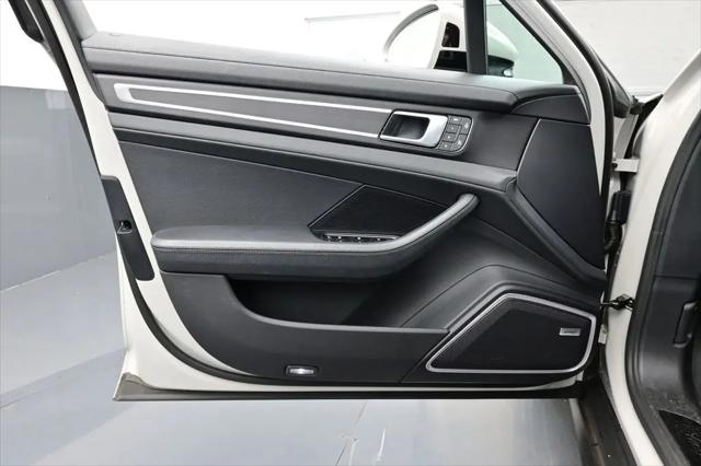 2023 Porsche Panamera Platinum Edition