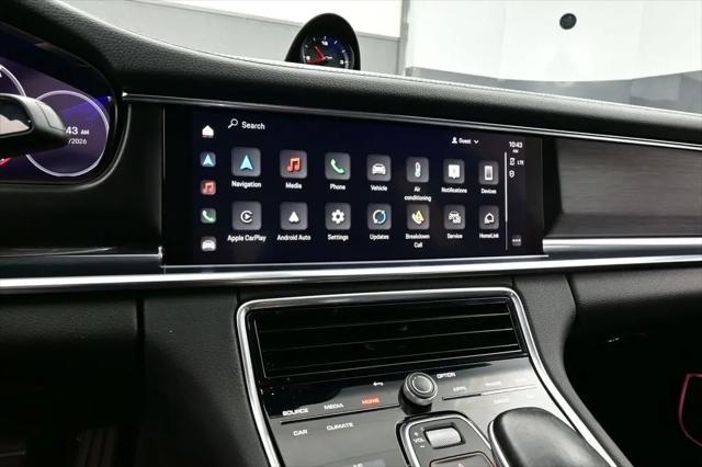 2023 Porsche Panamera Platinum Edition