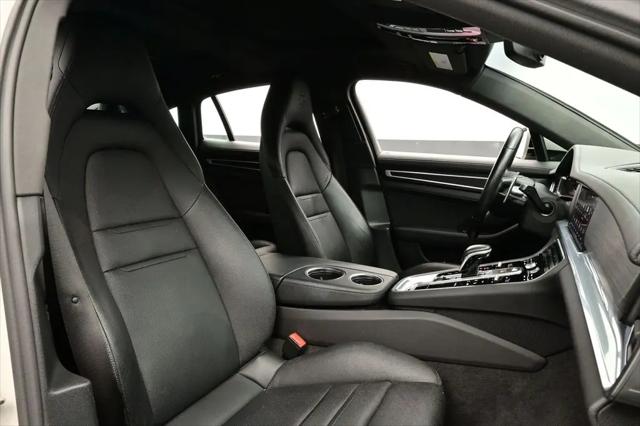 2023 Porsche Panamera Platinum Edition