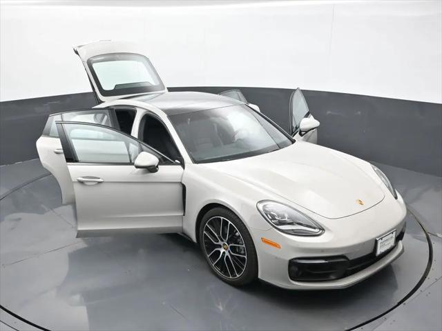 2023 Porsche Panamera Platinum Edition