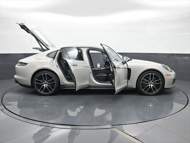 2023 Porsche Panamera Platinum Edition