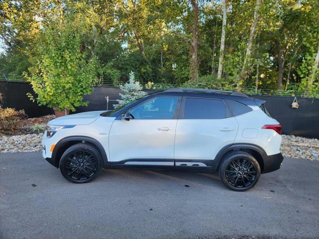 2023 Kia Seltos Nightfall Edition 2023 Kia Seltos Nightfall Edition