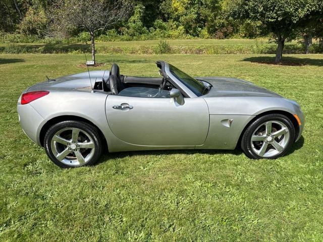 2007 Pontiac Solstice 2dr Convertible