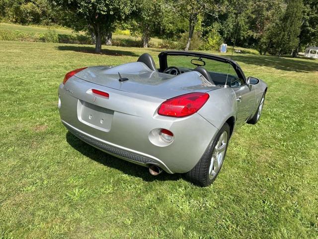 2007 Pontiac Solstice 2dr Convertible