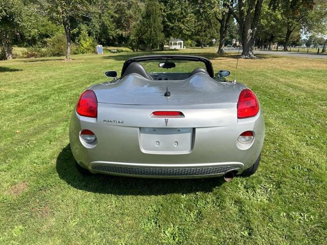 2007 Pontiac Solstice 2dr Convertible