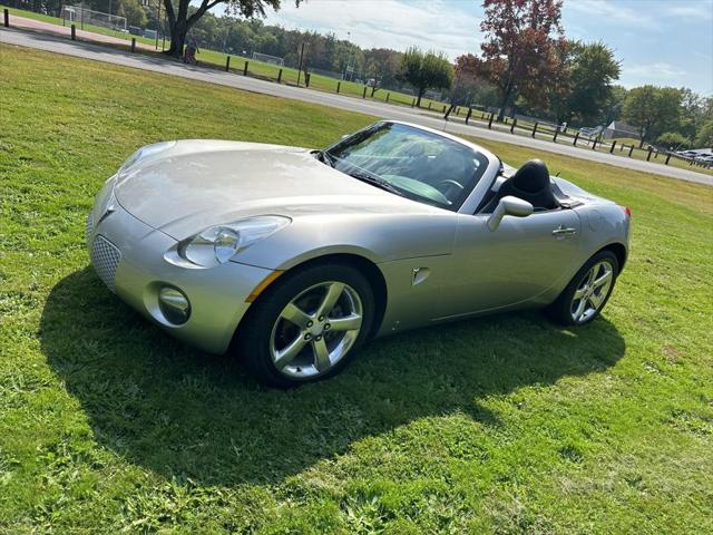 2007 Pontiac Solstice 2dr Convertible