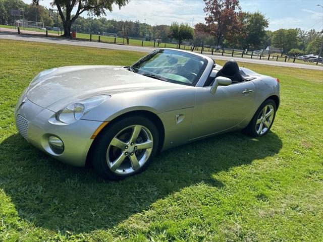 2007 Pontiac Solstice 2dr Convertible