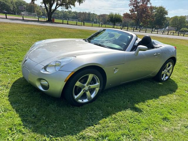 2007 Pontiac Solstice 2dr Convertible