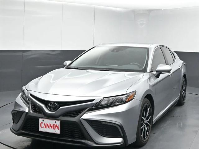 2022 Toyota Camry SE Nightshade Edition