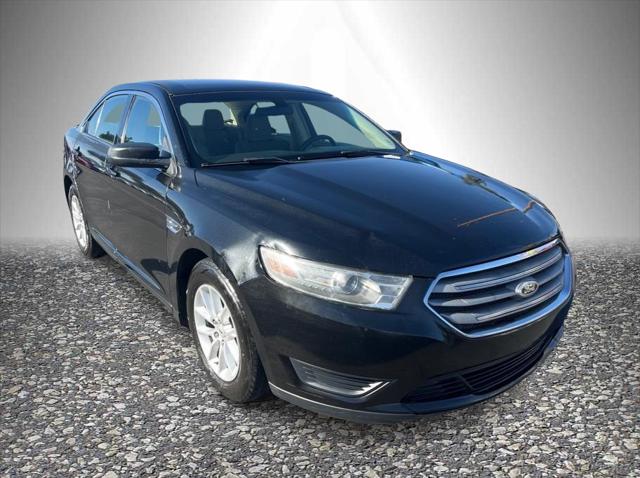 2013 Ford Taurus SE