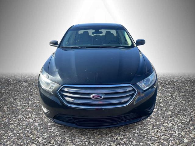 2013 Ford Taurus SE