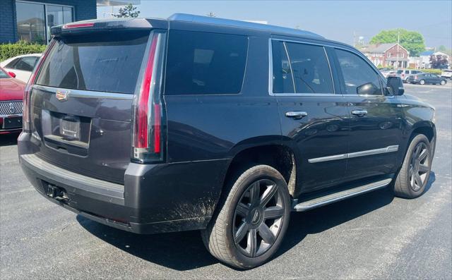 2016 Cadillac Escalade Luxury Collection