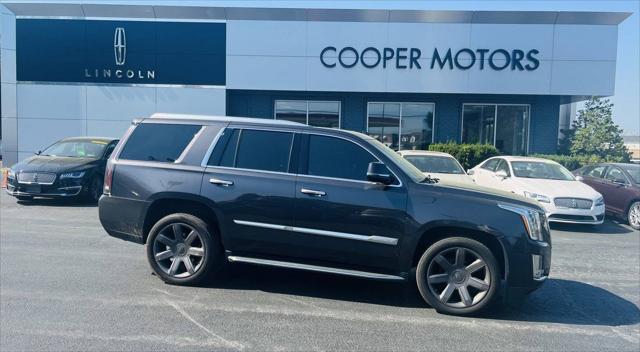 2016 Cadillac Escalade Luxury Collection