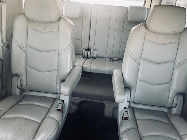 2016 Cadillac Escalade Luxury Collection