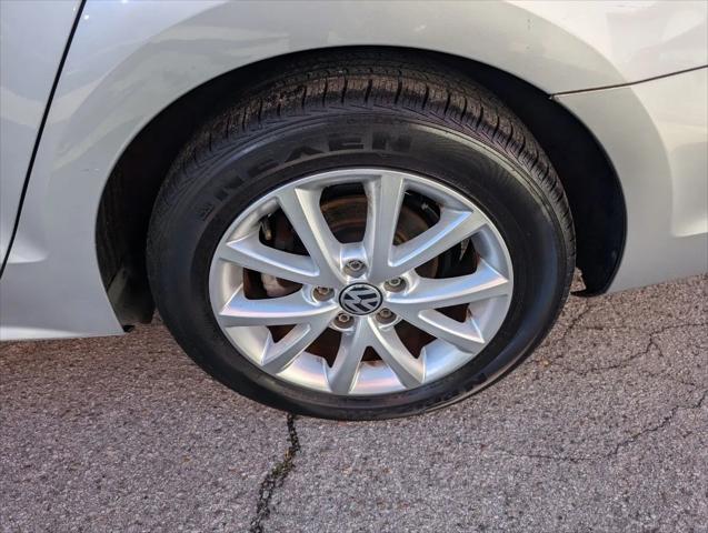 2015 Volkswagen Jetta 1.8T SE