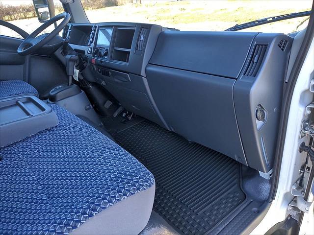 2024 Chevrolet 3500 LCF Gas 132.5" Wheelbase
