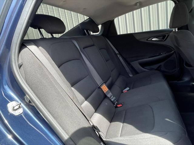 2021 Chevrolet Malibu FWD LT