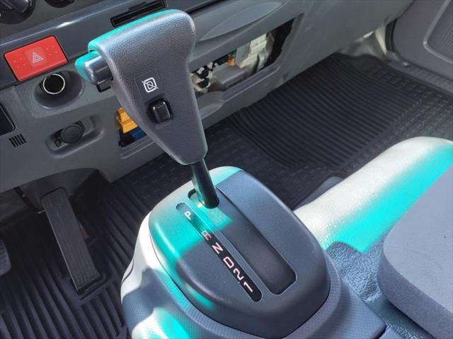 2015 Isuzu NPR Standard Cab