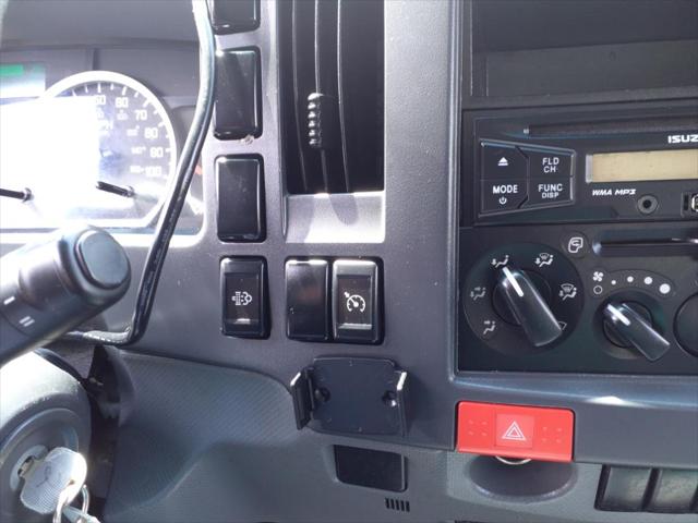 2015 Isuzu NPR Standard Cab