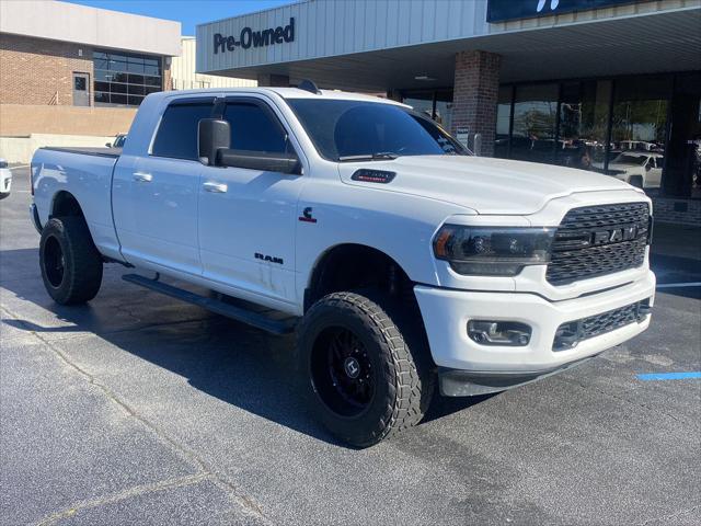 2022 RAM 3500 Big Horn Mega Cab 4x4 64 Box