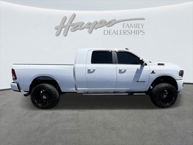 2022 RAM 3500 Big Horn Mega Cab 4x4 64 Box