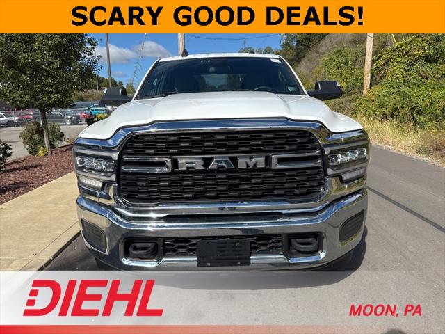 2022 RAM 2500 Big Horn Crew Cab 4x4 8 Box 2022 RAM 2500 Big Horn Crew Cab 4x4 8 Box