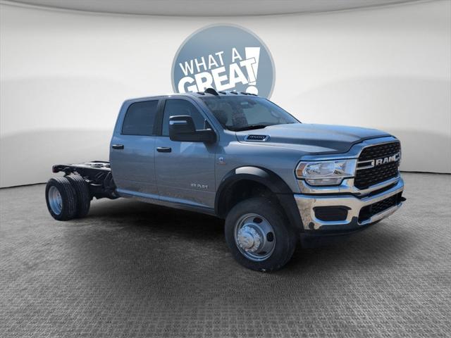 2023 RAM Ram 4500 Chassis Cab RAM 4500 SLT CHASSIS CREW CAB 4X4 60 CA