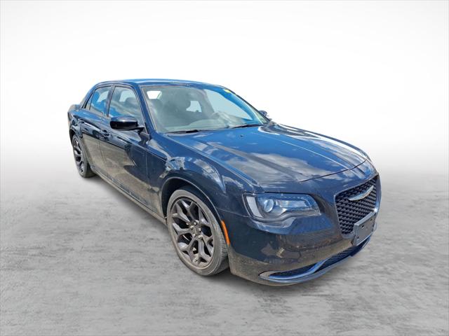 2019 Chrysler 300 Touring 2019 Chrysler 300 Touring