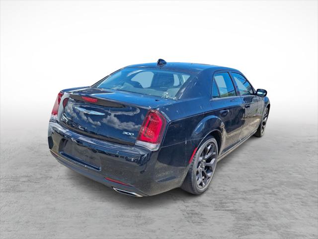 2019 Chrysler 300 Touring 2019 Chrysler 300 Touring