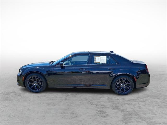 2019 Chrysler 300 Touring