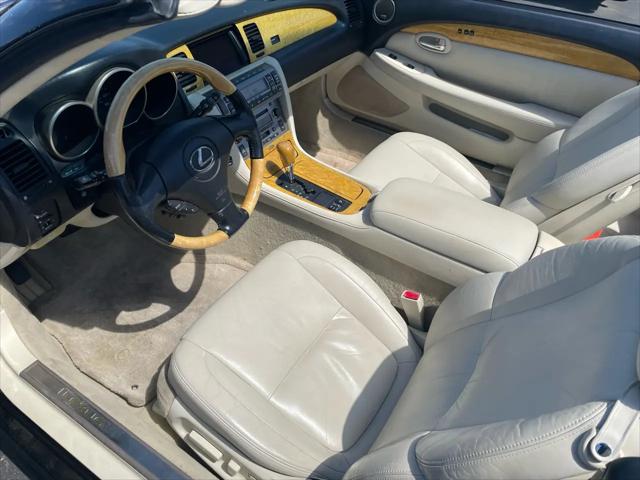 2002 Lexus SC 430 2dr Convertible
