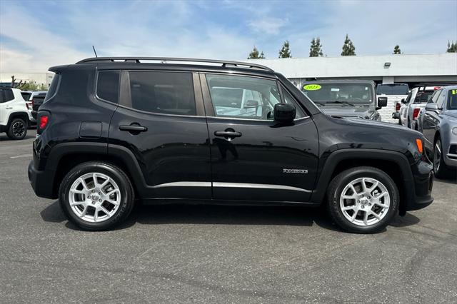 2020 Jeep Renegade Latitude FWD