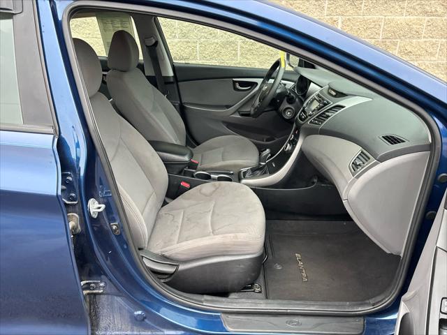 Used 2015 Hyundai Elantra For Sale in Wilmington, OH