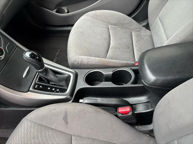 Used 2015 Hyundai Elantra For Sale in Wilmington, OH