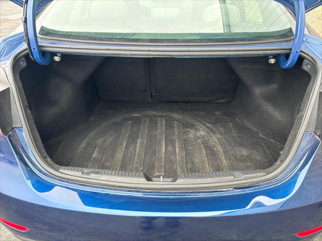 Used 2015 Hyundai Elantra For Sale in Wilmington, OH