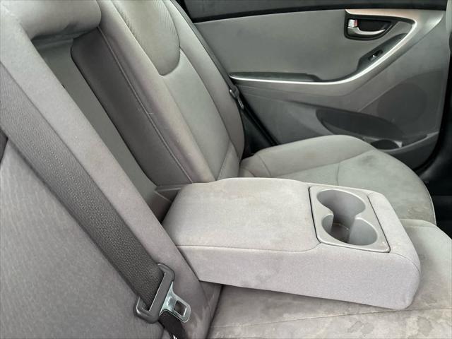 Used 2015 Hyundai Elantra For Sale in Wilmington, OH