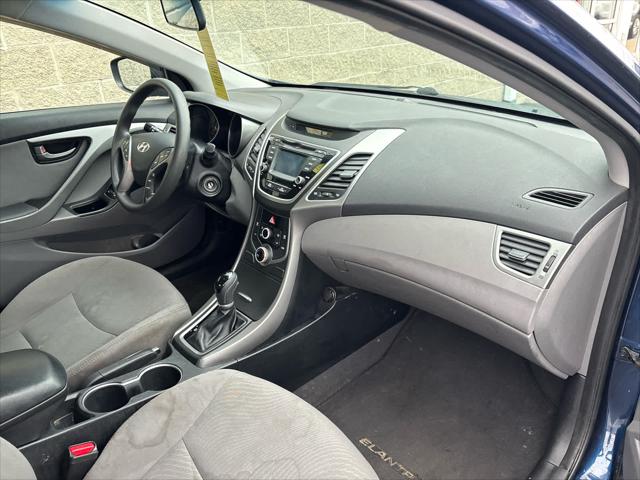 Used 2015 Hyundai Elantra For Sale in Wilmington, OH