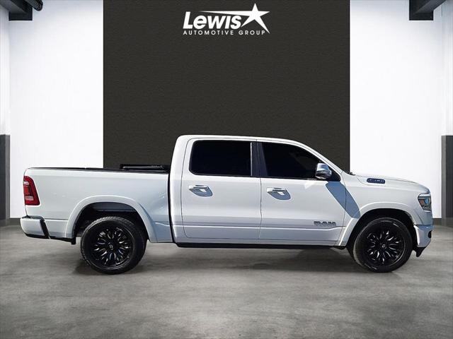 2022 Ram 1500 Laramie Crew Cab 4x4 5'7" Box